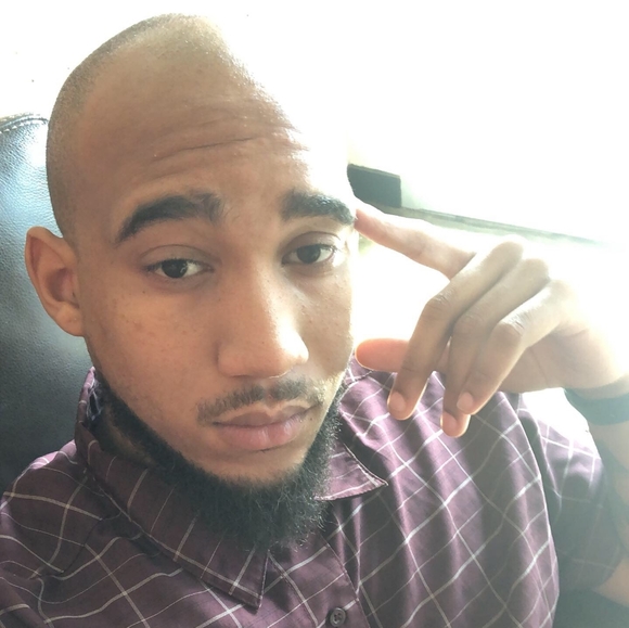 Meet your Posher, Brandon - Picture 2 of 2